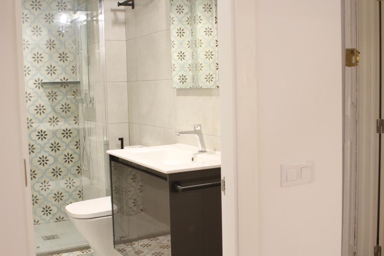 Mediterranean Way - Cavaller Suites タラゴナ エクステリア 写真
